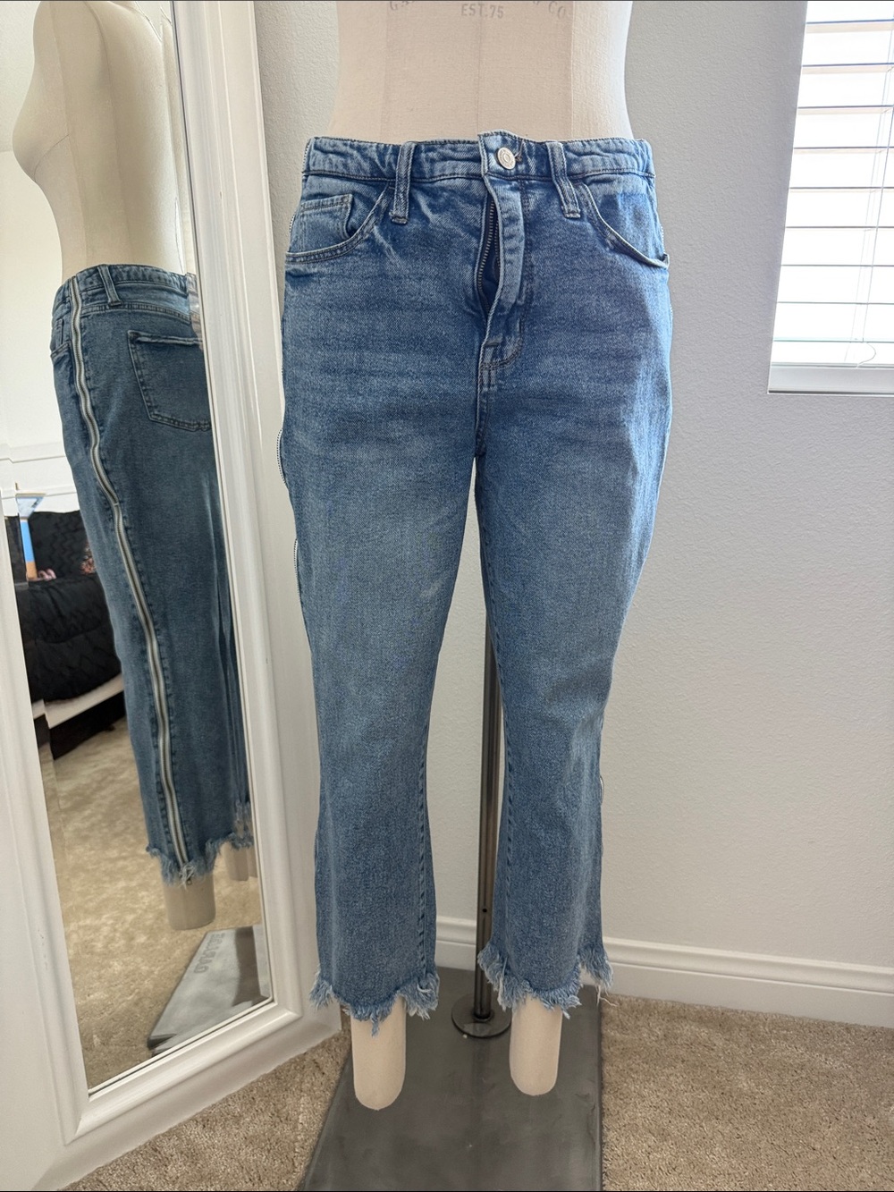wild fable Light Blue Cropped Frayed Hem Jeans